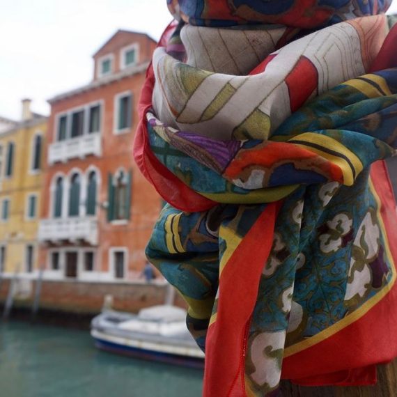 TERESA BUNTING SCARVES | Matrioska Labstore Rimini | Manufatturieri