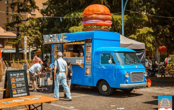 BIG BLUE / Ristoro / Mangia e Bevi / Matrioska Labstore #15 / Rimini 10-11-12 maggio 2019